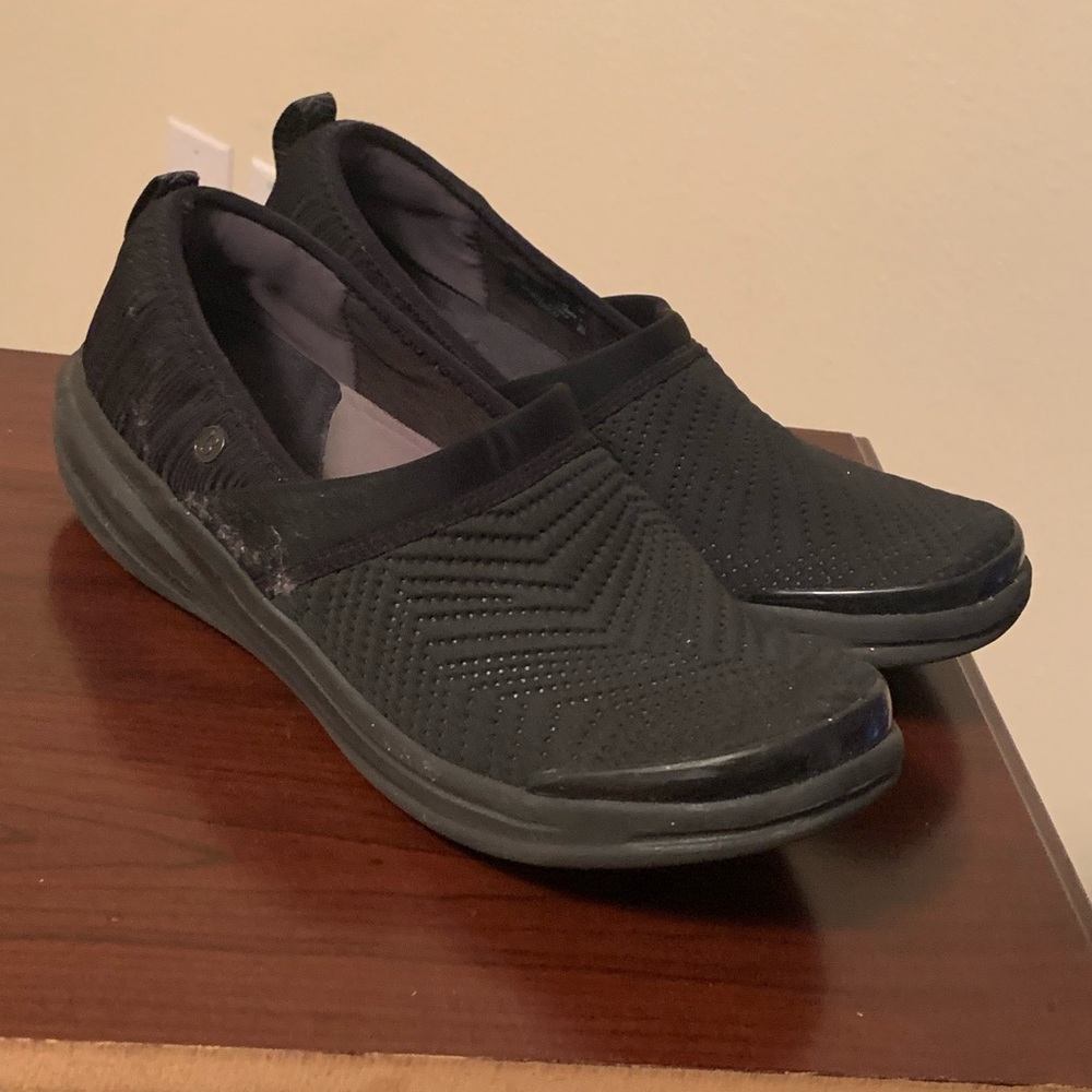 Black Women’s Bzees Loafers